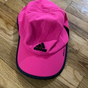 Women’s pink Nike hat